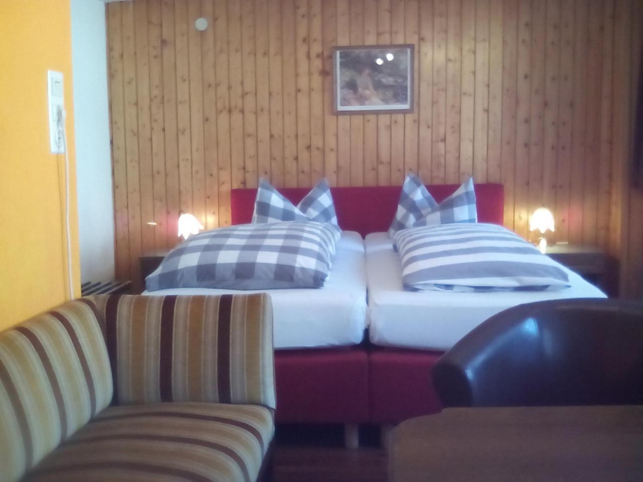 Eintracht Hotel Бад-Вильдбад Экстерьер фото
